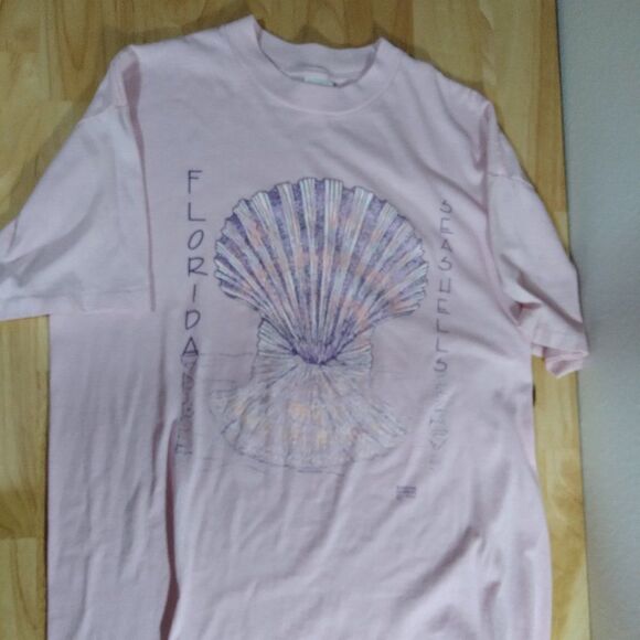 Vintage 80s Florida Seashells Illustration T-Shirt - Picture 2 of 10